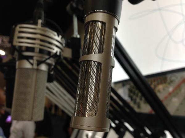  Audio-Technica/ÌúÈý½Ç AT5045 µçÈÝ»°Í²